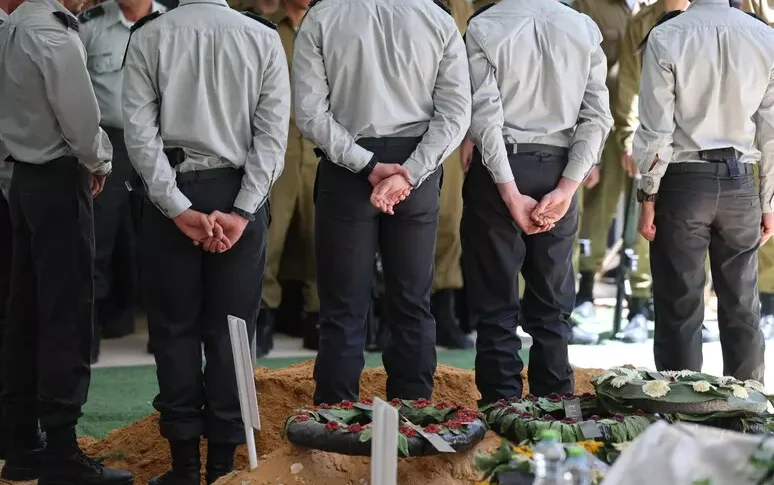 Sette soldati israeliani sono stati uccisi nel Sud della Striscia di Gaza Sette soldati israeliani sono stati uccisi nel Sud della Striscia di Gaza