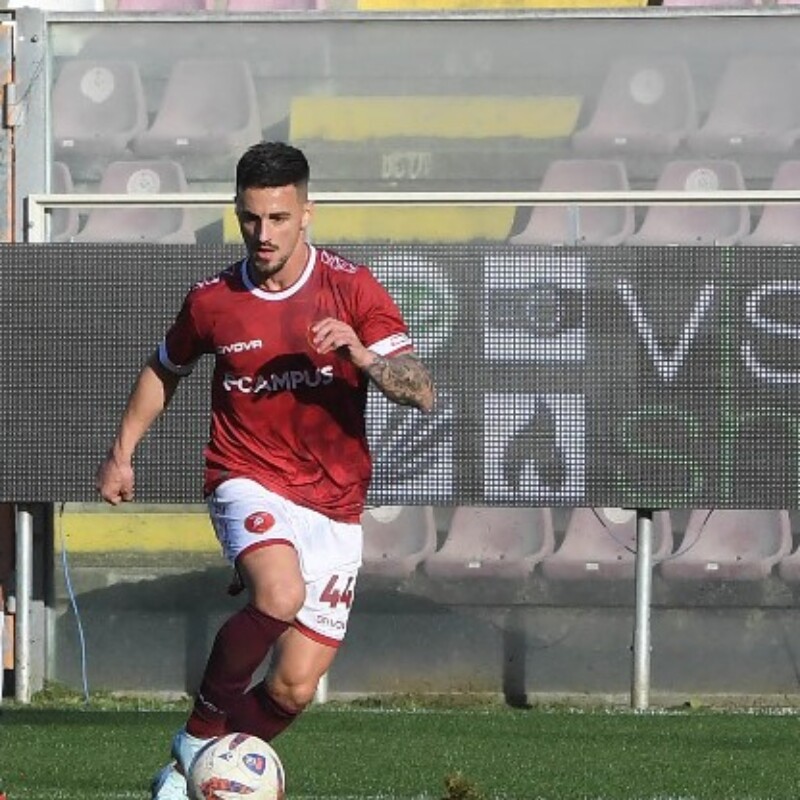 Reggina, la sfida all’Igea apre un mese decisivo