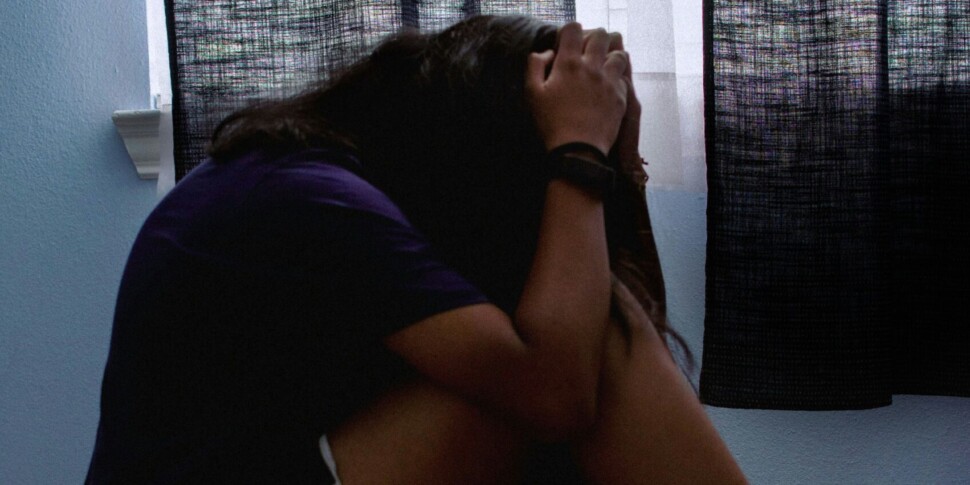 Abusa di due ragazzine di meno di 14 anni, arrestato imprenditore 55enne di Castellana Grotte Abusa di due ragazzine di meno di 14 anni, arrestato imprenditore 55enne di Castellana Grotte