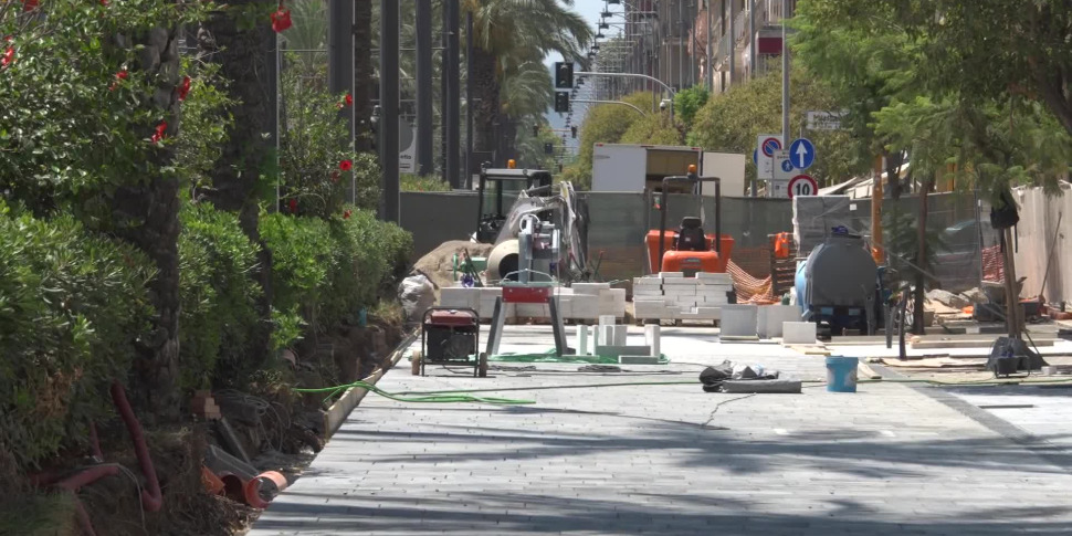 Messina, slitta ancora la fine dei lavori nell'isola pedonale del viale San Martino: adesso è il 9 agosto
