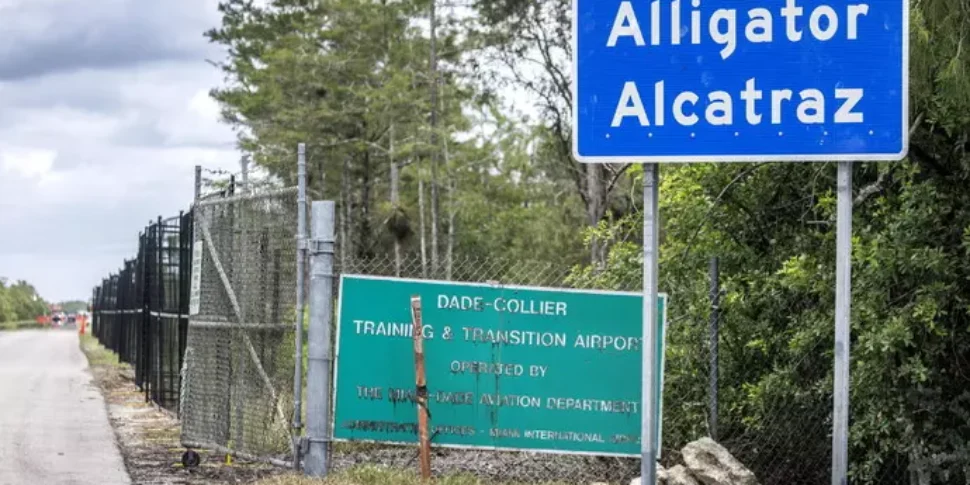Due italiani nel centro migranti Alligator Alcatraz in Usa: uno è il taorminese Gaetano Cateno Mirabella Costa Due italiani nel centro migranti Alligator Alcatraz in Usa: uno è il taorminese Gaetano Cateno Mirabella Costa