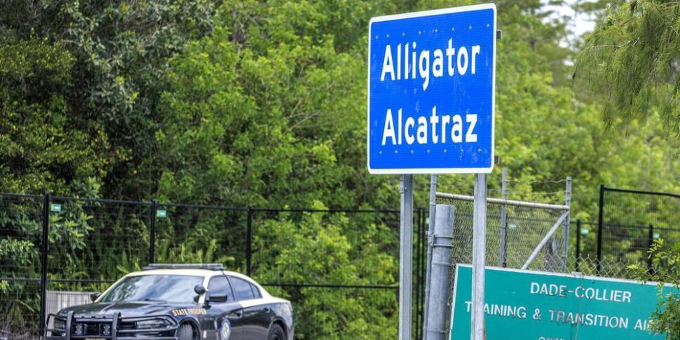 https://assets.gazzettadelsud.it/2025/07/Alligator-Alcatraz-carcere-Florida-970x485-1-970x485.jpg