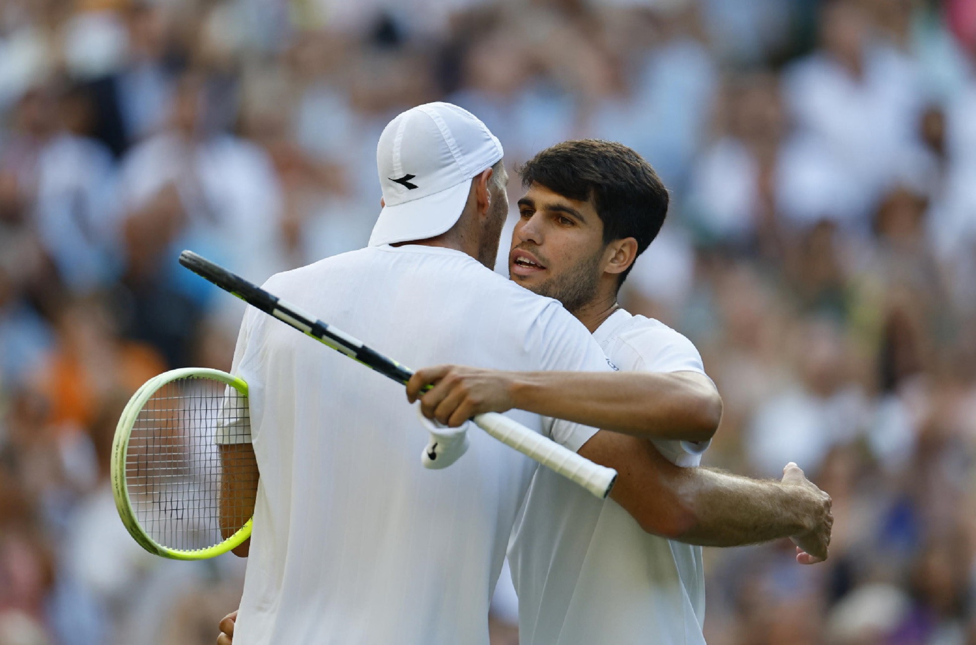 Wimbledon: Struff spaventa Alcaraz ma lo spagnolo vince e va agli o… Wimbledon: Struff spaventa Alcaraz ma lo spagnolo vince e va agli o…