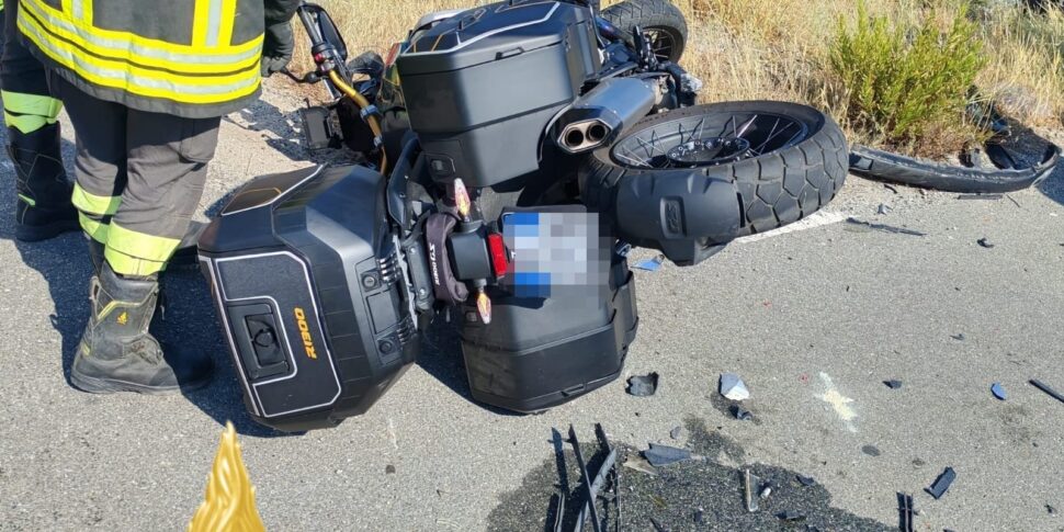 Incidente su Viale Cassiodoro a Catanzaro: ferito un motociclista ...
