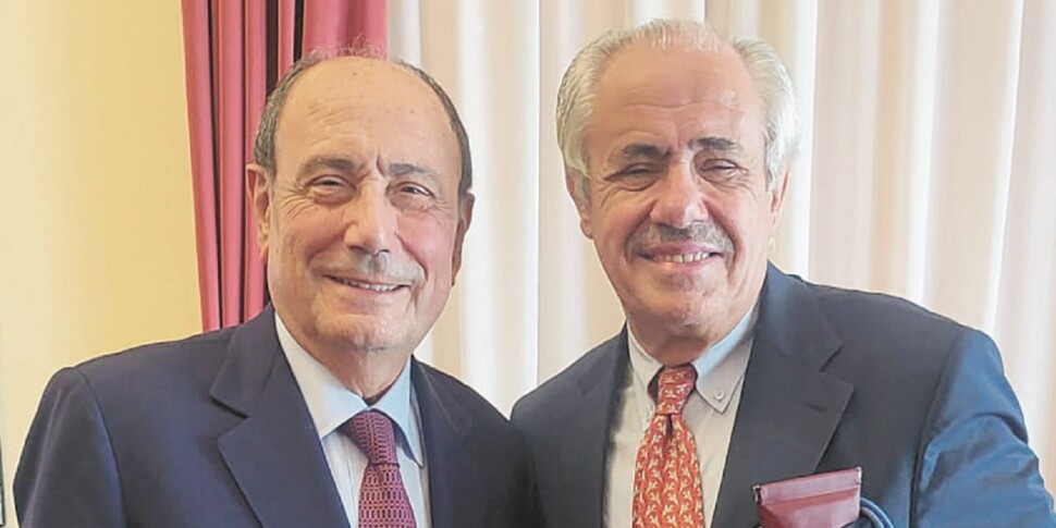Regione Siciliana, maggioranza al bivio: Micciché media tra Schifani e Mpa Regione Siciliana, maggioranza al bivio: Micciché media tra Schifani e Mpa