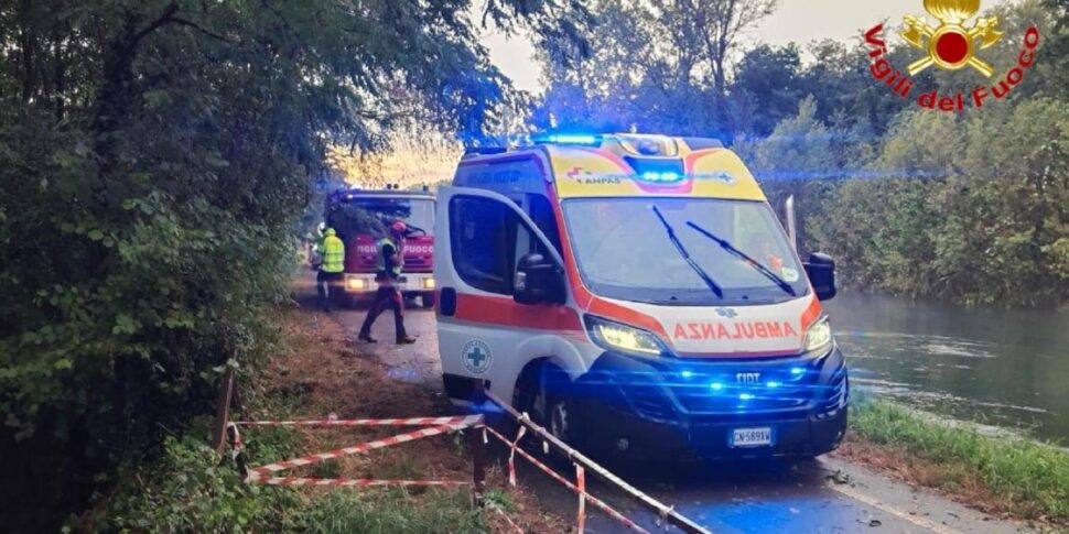 Arriva il maltempo al Nord: nel Milanese cade un albero, muore una donna Arriva il maltempo al Nord: nel Milanese cade un albero, muore una donna