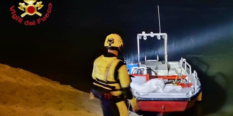 Il padre del 15enne disperso nel Po aveva salvato un altro figlio