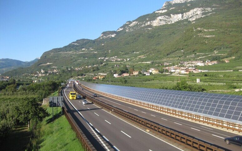 https://assets.gazzettadelsud.it/2025/07/autostrada-del-brennero-774x485.jpg