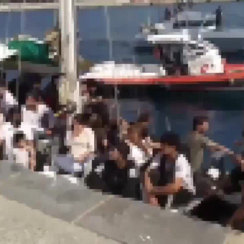 Traffico internazionale di migranti dal Mediterraneo alle coste di Reggio: 25 arresti