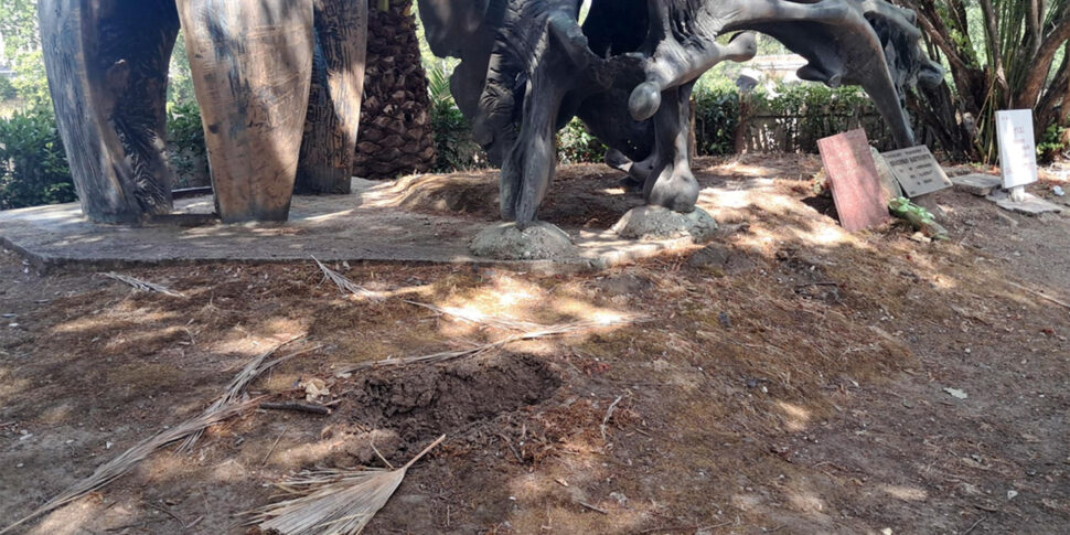 danneggiata la lapide del monumento di matteotti a roma tajani sdegno e condanna