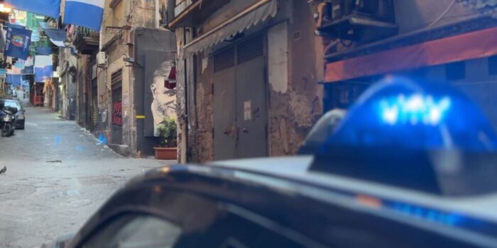 Due uomini trovati morti a Napoli in un