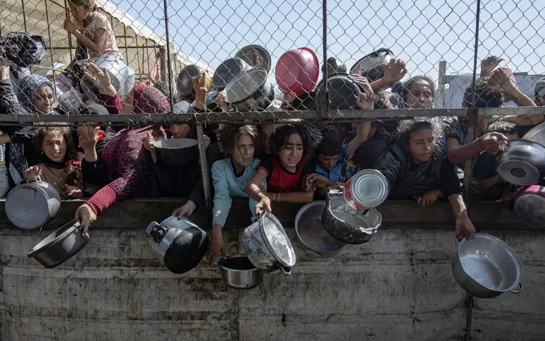 Gaza, la mattanza per il cibo e gli "errori" dell Gaza, la mattanza per il cibo e gli "errori" dell