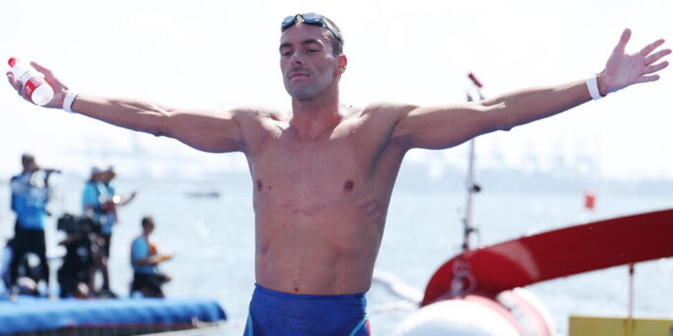 Mondiali di nuoto, Paltrinieri splendido argento nella 10 km di fondo. "Contentissimo, ma qui condizioni estreme" Mondiali di nuoto, Paltrinieri splendido argento nella 10 km di fondo. "Contentissimo, ma qui condizioni estreme"