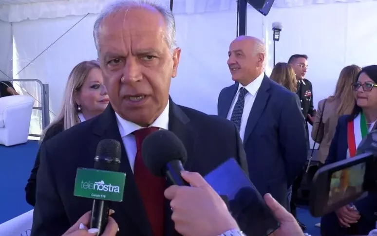 Il governo libico respinge una delegazione di ministri europei: c Il governo libico respinge una delegazione di ministri europei: c