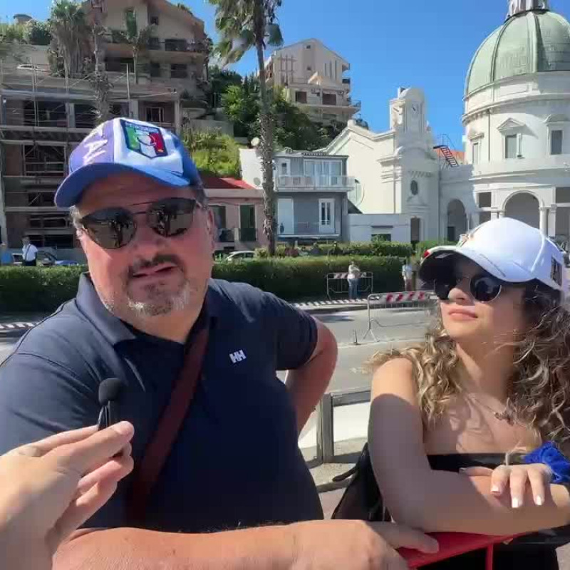 Messina, tanti gli appassionati sul lungomare di Pace per assistere all’air show delle Frecce Tricolori