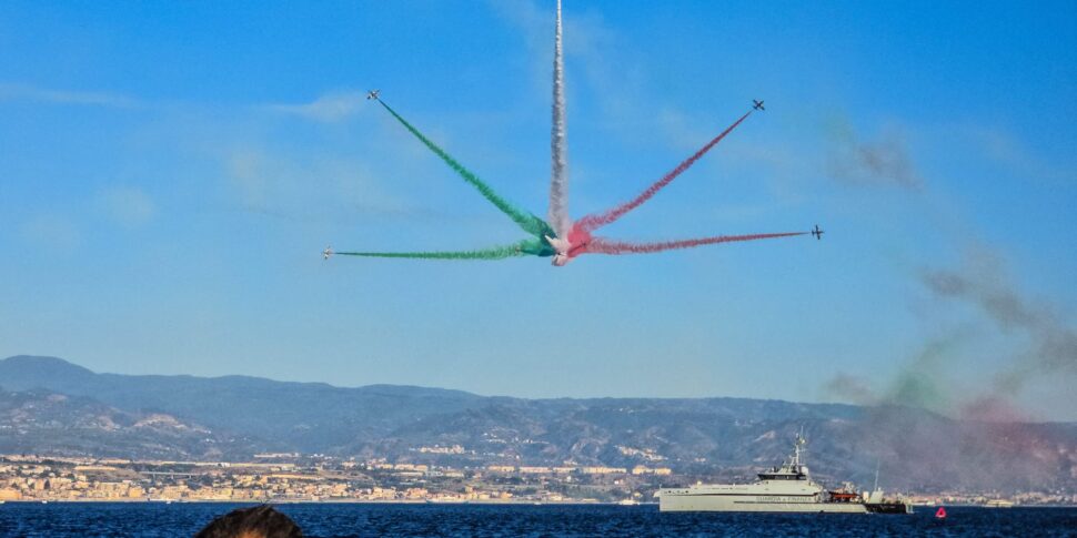 Air show Messina: le Frecce Tricolori hanno fatto centro