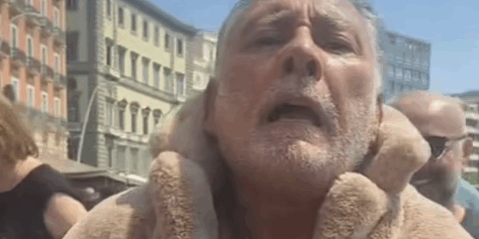 se il napoli vince lo scudetto sfilo in pelliccia a ferragosto l attore paolantoni mantenne la promessa