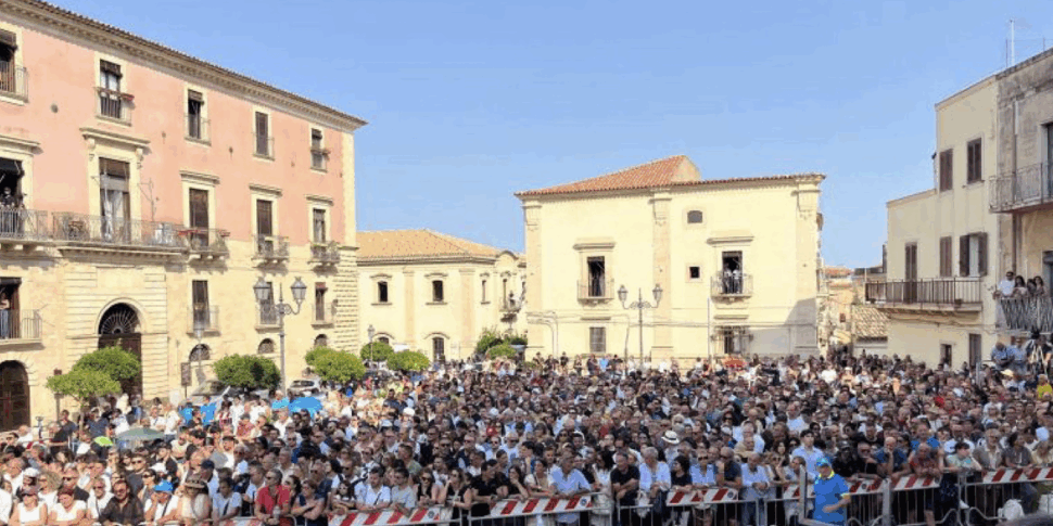 https://assets.gazzettadelsud.it/2025/08/Screenshot-2025-08-20-alle-17.45.40-970x485.png
