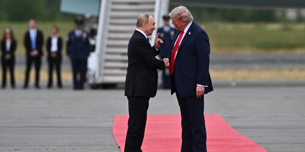 sollievo a mosca regge l intesa d alaska con trump no alla tregua e a kiev nella nato battuti i guerrafondai europei