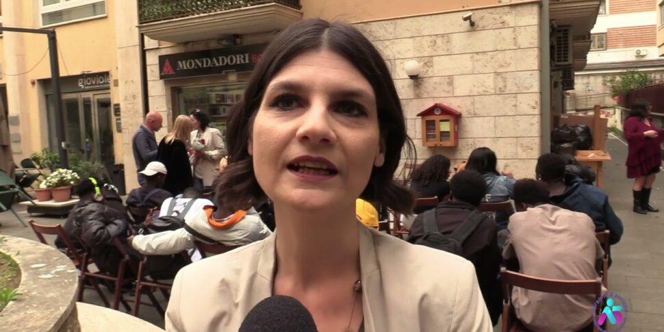 la dolcezza delle estati che ci insegnavano a vivere nel romanzo di bianca fenizia