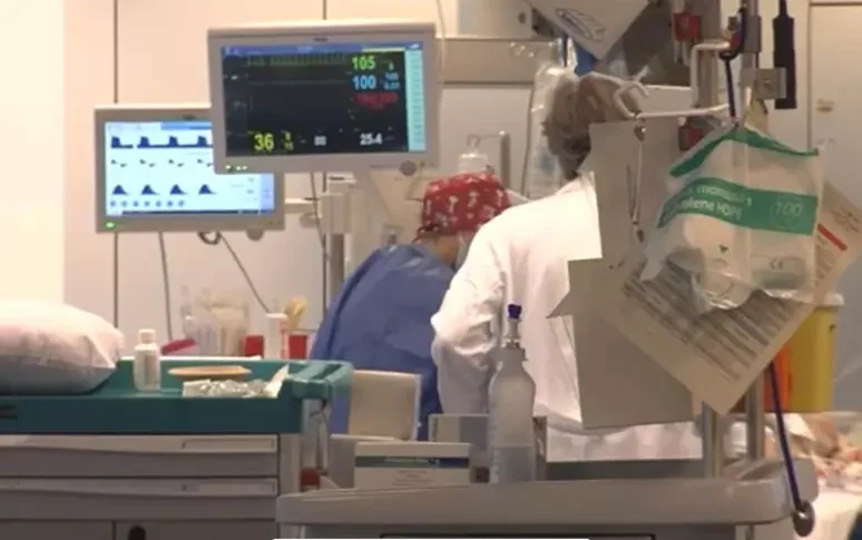 Neonati morti in ospedale a Bolzano: sospeso l