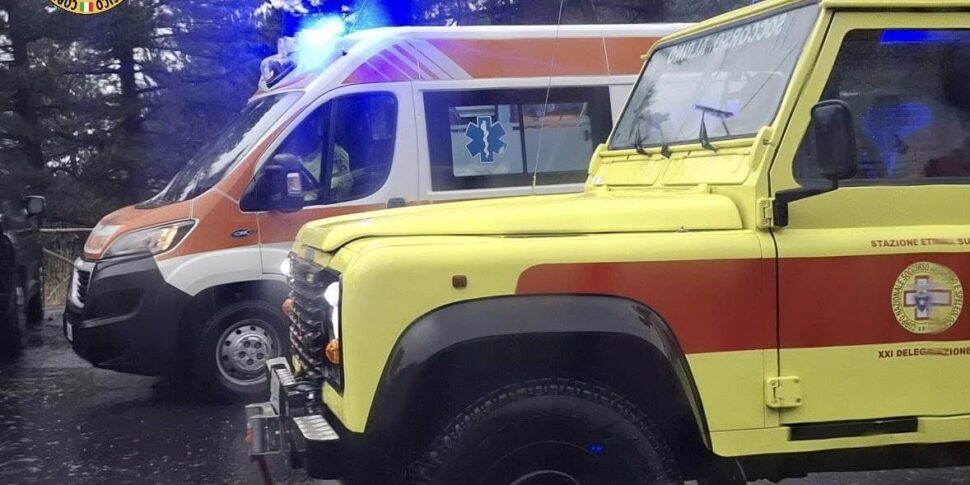 Etna, salvati cinque escursionisti sorpresi dal maltempo