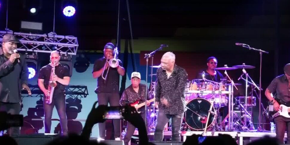 Messina, all’Arena Villa Dante il groove senza tempo degli “Earth, Wind & Fire Experience by Al McKay”