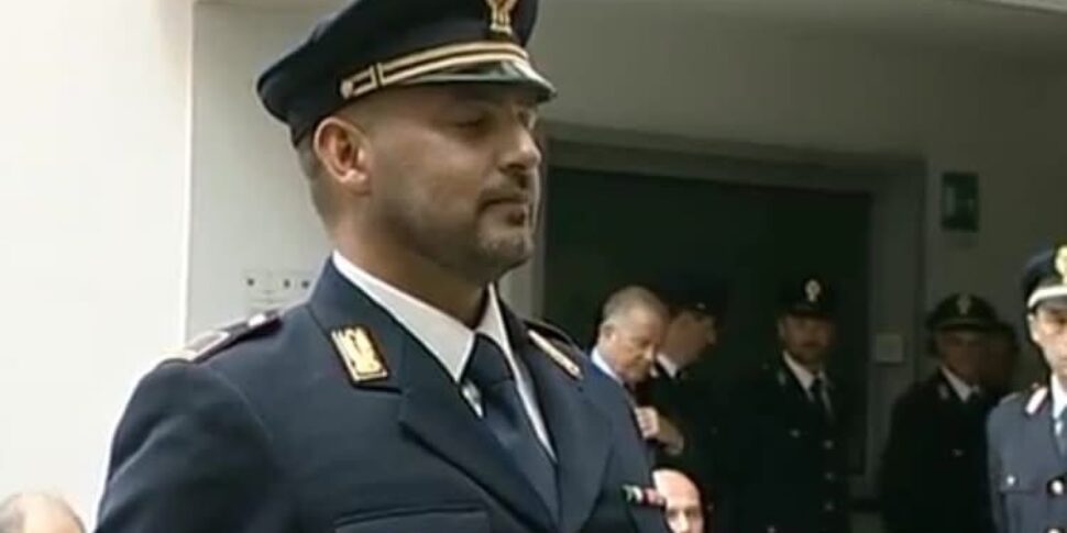 scivola in un burrone e perde la vita la polizia piange la morte di marco alisciani sovrintendente alla questura di lucca