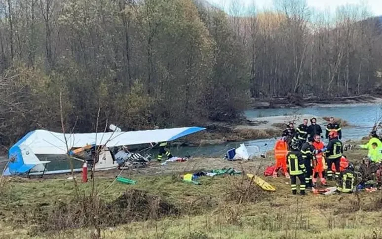 Ultraleggero caduto nel Vercellese: la procura apre fascicolo sulla morte di Massimiliano e Simona Monticone