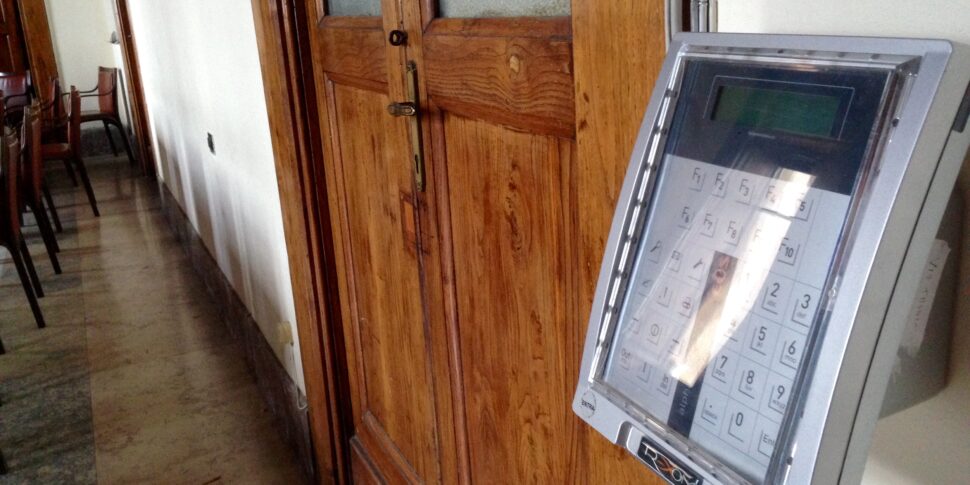 Lavoro, meno posti in Sicilia: si svuotano gli uffici pubblici Lavoro, meno posti in Sicilia: si svuotano gli uffici pubblici