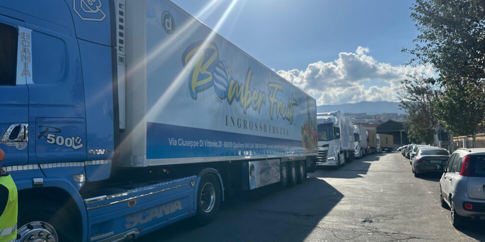 Messina, inferno di tir a Contesse: scatta l'accesso agli atti, previsto un incontro con Basile