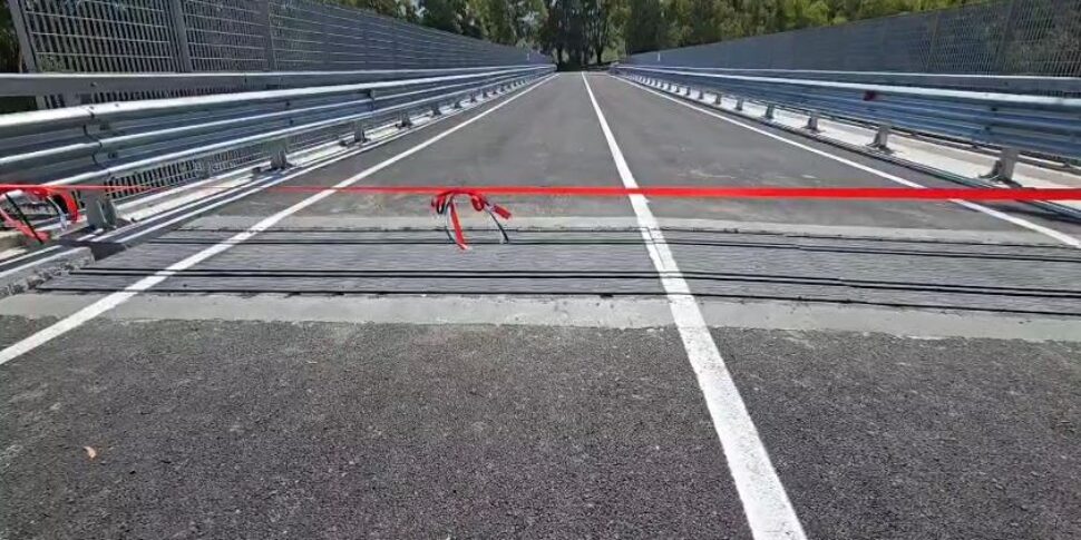 Riaperto dopo 5 anni il cavalcavia di Spadafora sull'autostrada Messina ...