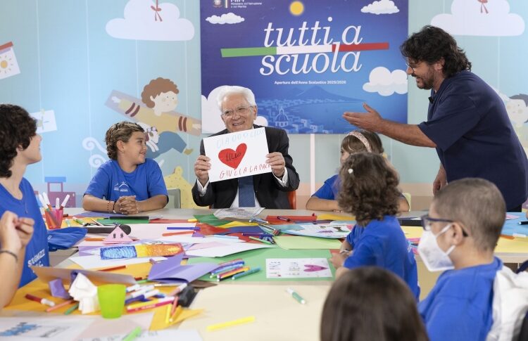 mattarella la scuola luogo di amicizia inclusione e rispetto ecco le parole che porteremo con noi