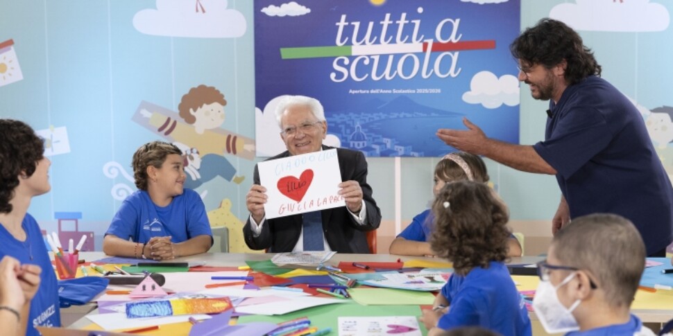 mattarella la scuola luogo di amicizia inclusione e rispetto ecco le parole che porteremo con noi