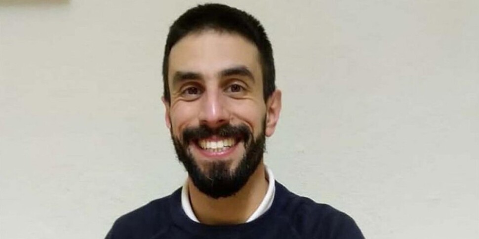 sacerdote picchiato da un branco in un oratorio nel pavese