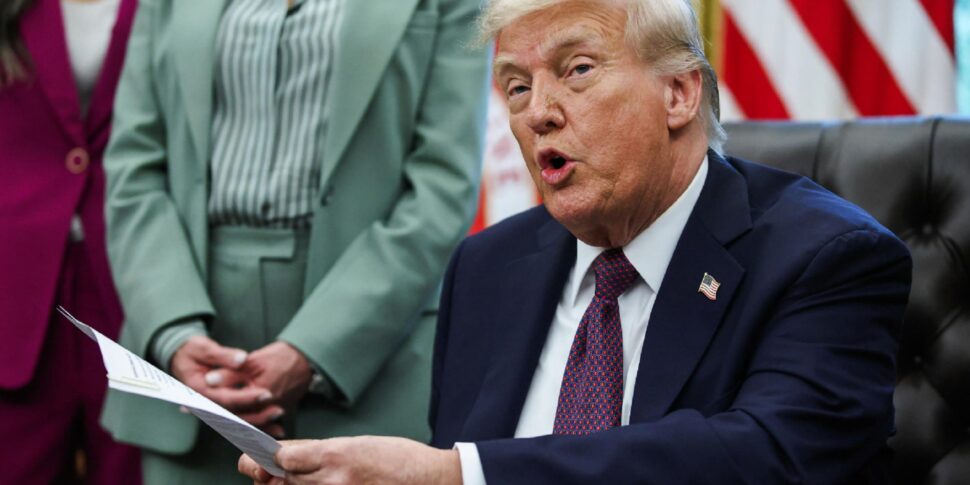 Trump: "Ho fatto causa al New York Times per 15 miliardi di dollari"
