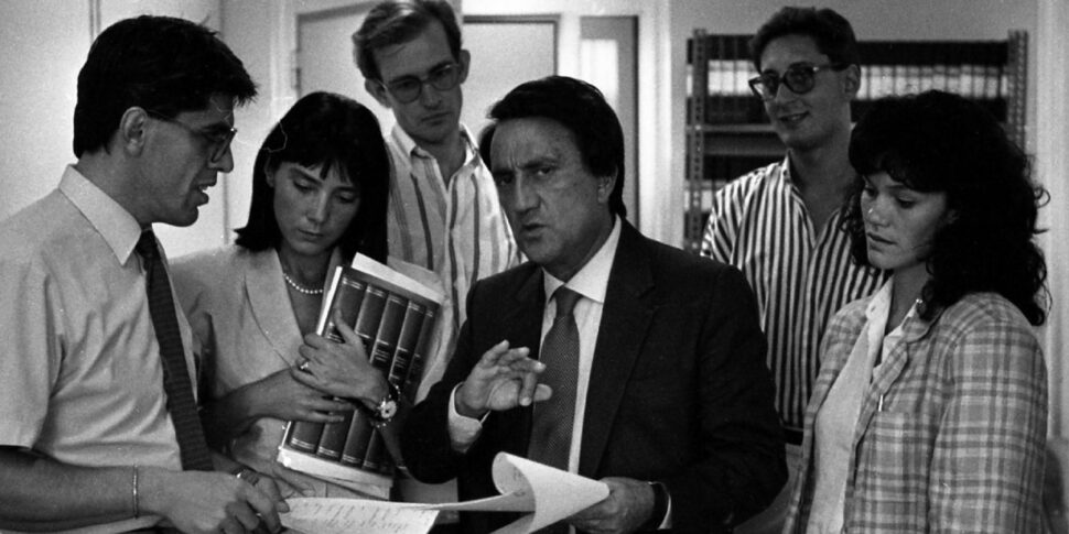 https://assets.gazzettadelsud.it/2025/09/Emilio-Fede-4-970x485.jpg