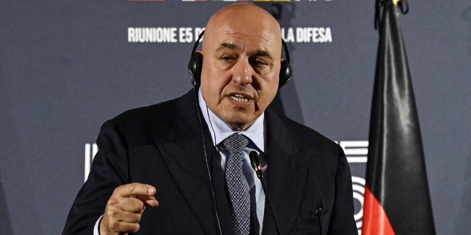 Crosetto: "Non siamo pronti né ad un attacco russo né di un’altra nazione. Dobbiamo investire di più in ...