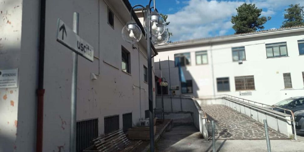 I video degli abusi nella chat di classe, orrore a Vasto: violentata e ripresa di nascosto, due minori a processo