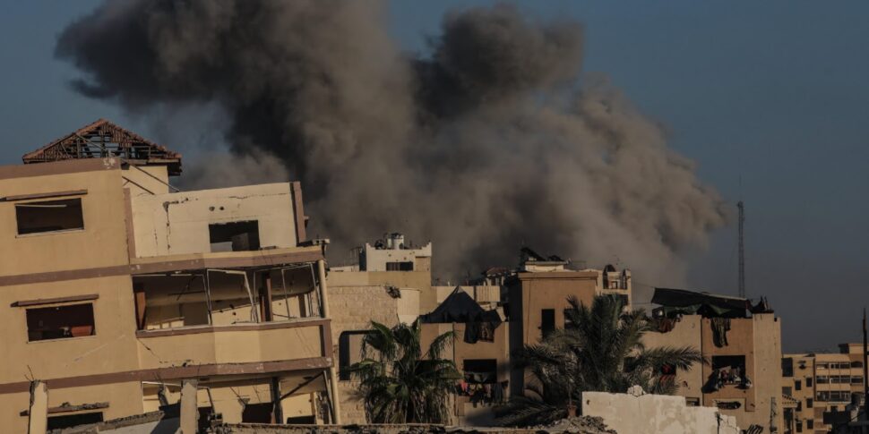 Israele preme su Gaza City, 280mila in fuga verso sud Israele preme su Gaza City, 280mila in fuga verso sud