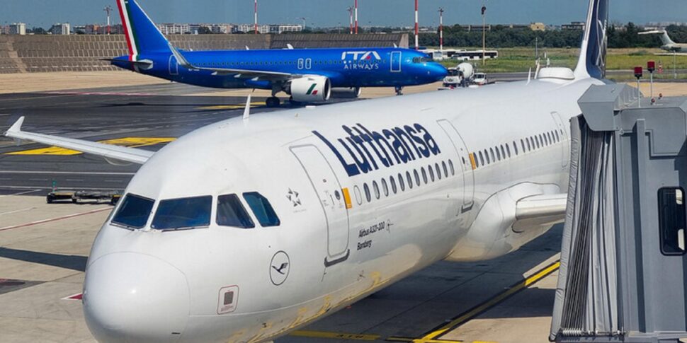 Lufthansa, taglio di 4.000 posti di lavoro entro il 2030