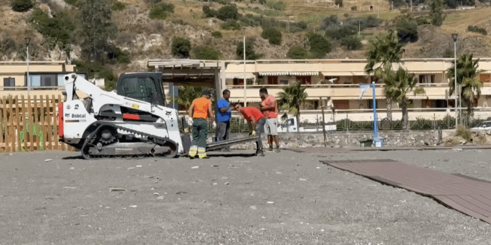 Messina: via bagnini, torrette e passerelle. L'estate finisce tra le polemiche