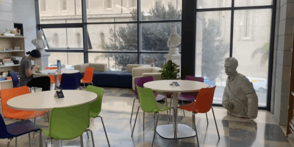 Promuovere la lettura a Messina, aperta anche il sabato la biblioteca Cannizzaro del palacultura