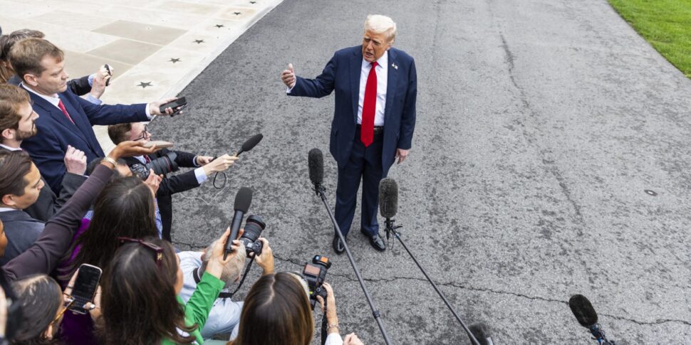 Trump insiste: "Sono molto deluso da Putin. Nucleare? E