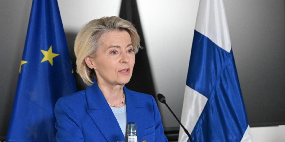 I russi mandano in tilt il Gps del volo di von der Leyen: atterraggio complesso in Bulgaria. Mosca: "Noi non c I russi mandano in tilt il Gps del volo di von der Leyen: atterraggio complesso in Bulgaria. Mosca: "Noi non c