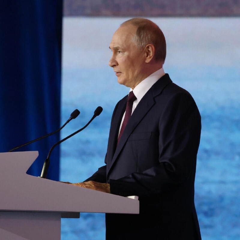 Putin cerca di sfiancare Kiev: attacchi alle ferrovie