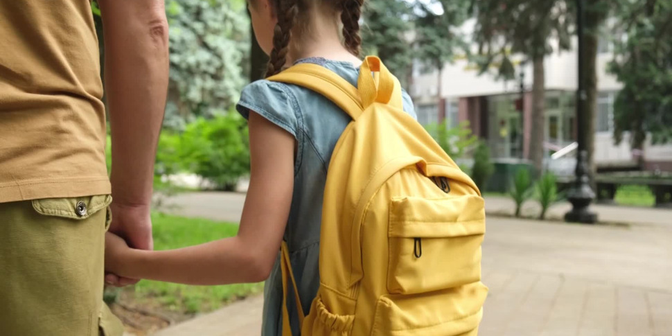 Si torna sui banchi, prima campanella in due scuole a Milazzo. Il saluto del provveditore