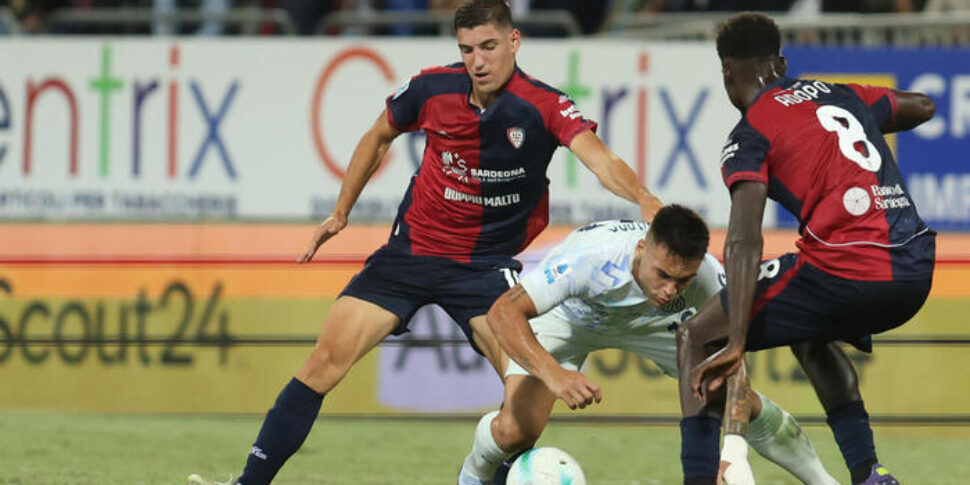 prosegue la risalita dell inter lautaro ed esposito firmano il blitz a cagliari