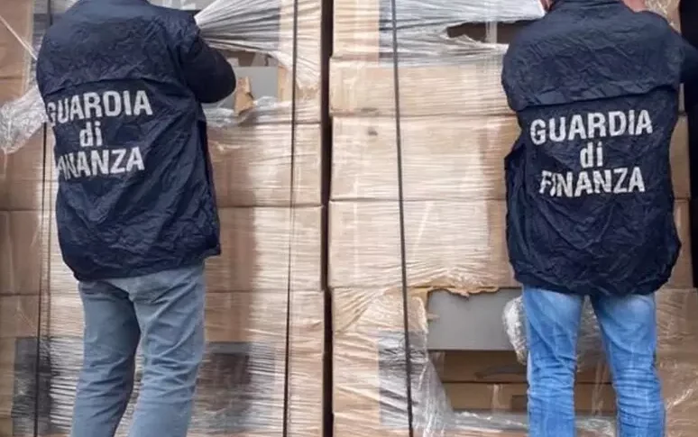 in un bunker 300 tonnellate di bionde la pi249 grande fabbrica clandestina di sigarette a cassino