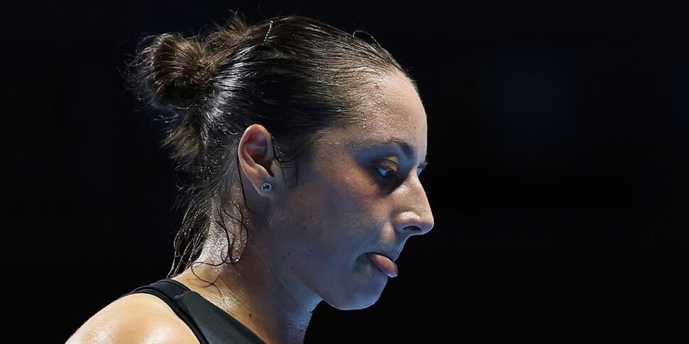 super cocciaretto italia avanti 1 0 nella finale di billie jean king cup di tennis